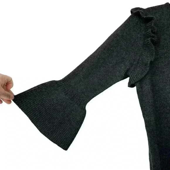 CYNTHIA ROWLEY Charcoal Grey Wool Blend Ruffled Sweater Women's Size Small - Picture 4 of 7
